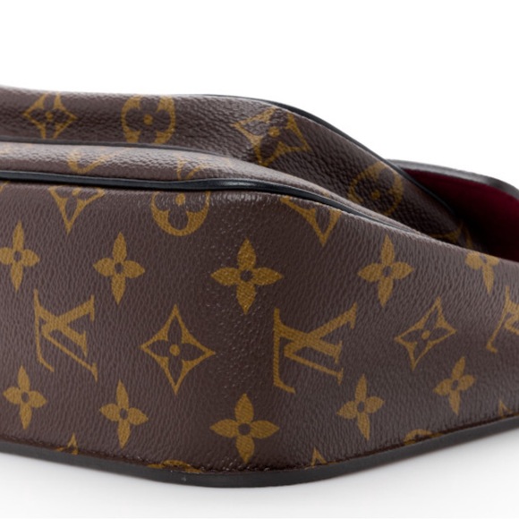 Louis Vuitton Passy bag - Picture 4 of 12